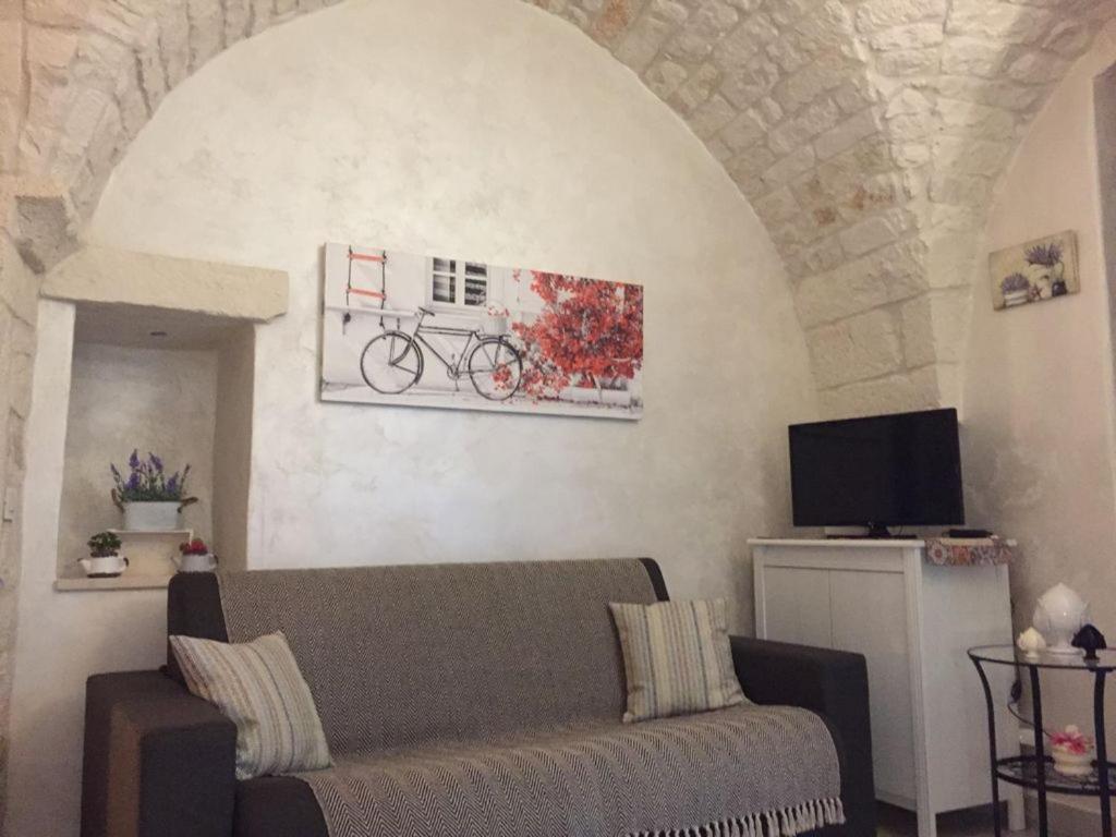 La Nicchia Di Paola Apartment Ostuni Bagian luar foto