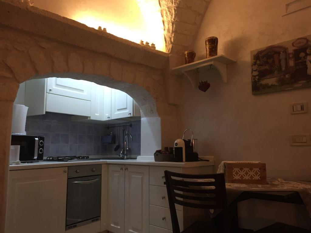 La Nicchia Di Paola Apartment Ostuni Bagian luar foto