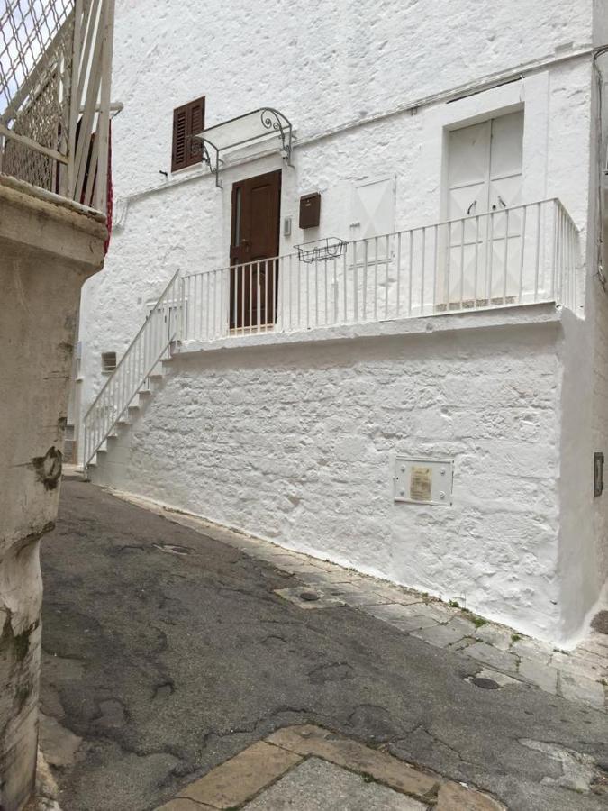 La Nicchia Di Paola Apartment Ostuni Bagian luar foto